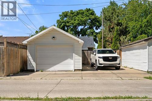 1220 Bruce Avenue, Windsor, ON - Outdoor With Exterior
