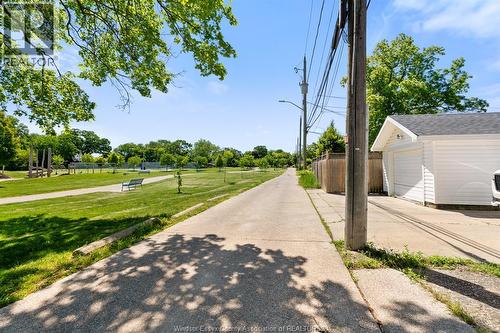 1220 Bruce Avenue, Windsor, ON - Outdoor