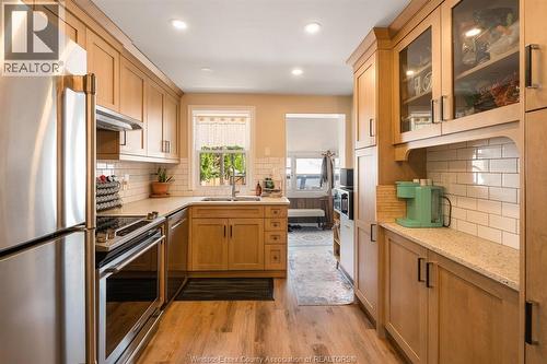 1220 Bruce Avenue, Windsor, ON - Indoor Photo Showing Kitchen With Double Sink