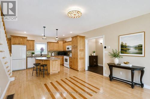 960 Lawson Road, Tiny, ON - Indoor Photo Showing Other Room