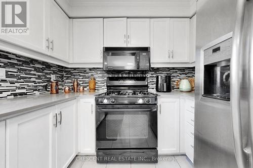 46 Pearson Drive, Hamilton, ON - Indoor Photo Showing Kitchen
