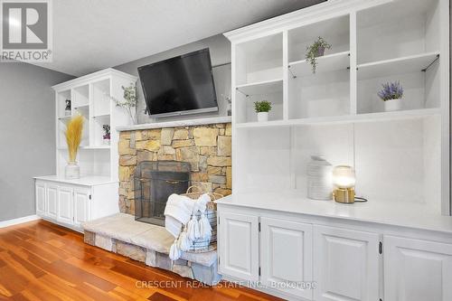 46 Pearson Drive, Hamilton, ON - Indoor With Fireplace