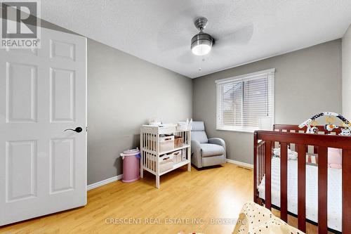 46 Pearson Drive, Hamilton, ON - Indoor Photo Showing Bedroom