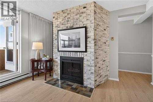 700 Dynes Road Unit# 904, Burlington, ON - Indoor Photo Showing Other Room With Fireplace