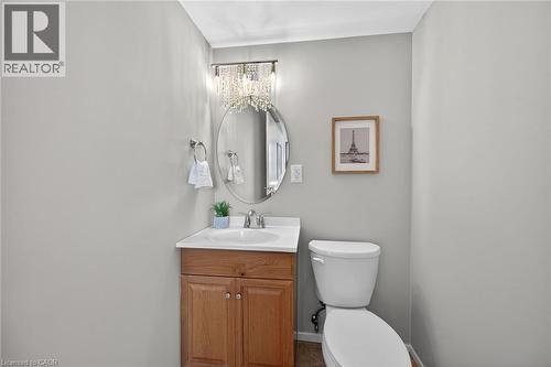 700 Dynes Road Unit# 904, Burlington, ON - Indoor Photo Showing Bathroom