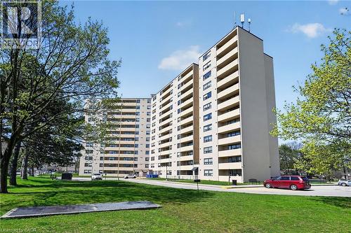 700 Dynes Road Unit# 904, Burlington, ON - Outdoor With Facade