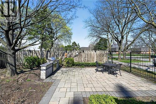 700 Dynes Road Unit# 904, Burlington, ON - Outdoor