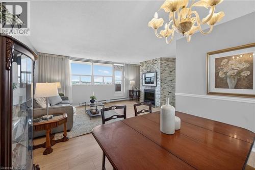 700 DYNES Road Unit# 904  Burlington, ON L7N 3M2