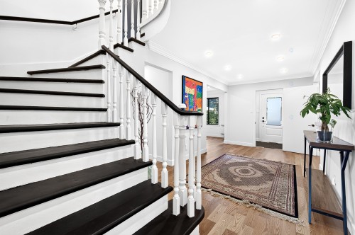 Escalier - 5516 Av. Westbourne, Côte-Saint-Luc, QC - Indoor Photo Showing Other Room