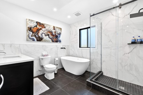 Salle de bains - 5516 Av. Westbourne, Côte-Saint-Luc, QC - Indoor Photo Showing Bathroom