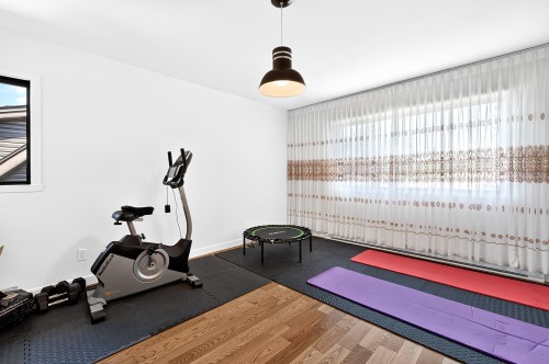 Chambre à coucher - 5516 Av. Westbourne, Côte-Saint-Luc, QC - Indoor Photo Showing Gym Room