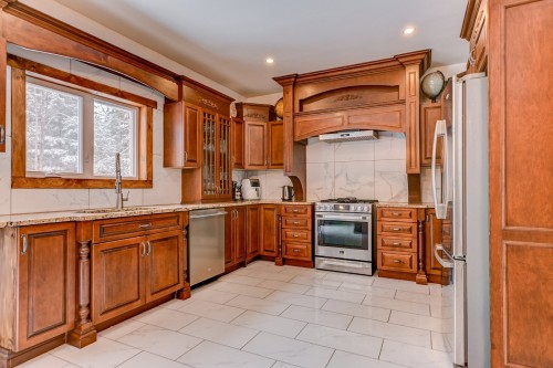 Cuisine - 561 Rue Pelletier, Saint-Colomban, QC - Indoor Photo Showing Kitchen