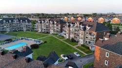 2-9450 Rue Rubaniers  Brossard, QC J4X 2Y3
