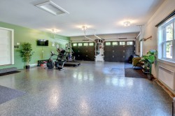 Garage - 