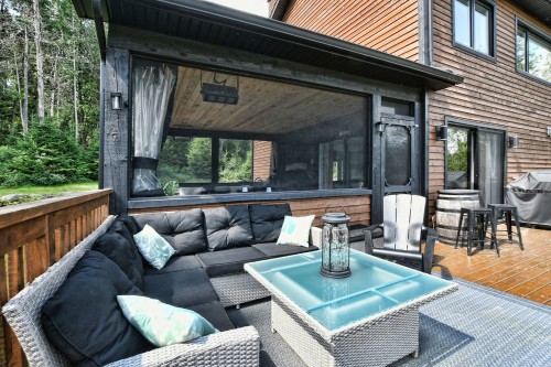 Terrasse - 906 Côte St-Gabriel O., Saint-Sauveur, QC - Outdoor With Deck Patio Veranda With Exterior