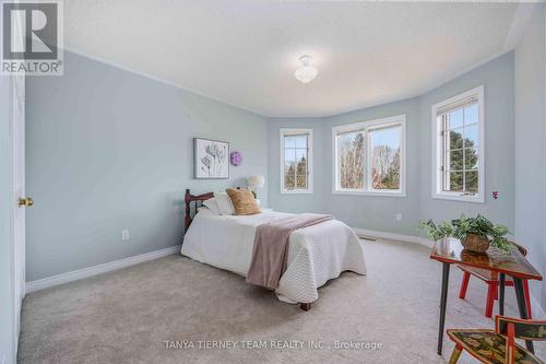 467 Oakwood Drive, Pickering, ON - Indoor Photo Showing Bedroom