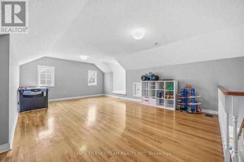 467 Oakwood Drive, Pickering, ON - Indoor Photo Showing Other Room