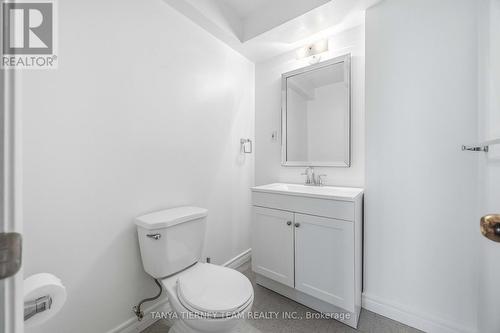 467 Oakwood Drive, Pickering, ON - Indoor Photo Showing Bathroom