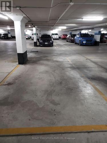 82 & 83 - 11 BRUNEL COURT  Toronto, ON M5V 3Y3