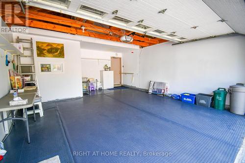 11 Thackeray Crescent, Barrie, ON - Indoor