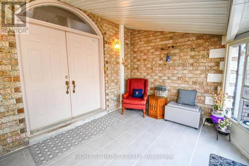 11 Thackeray Crescent, Barrie, ON - Outdoor With Exterior