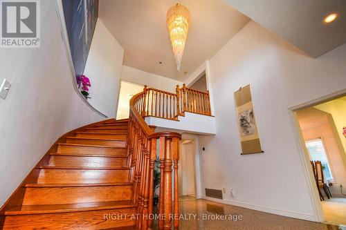 11 Thackeray Crescent, Barrie, ON - Indoor Photo Showing Other Room