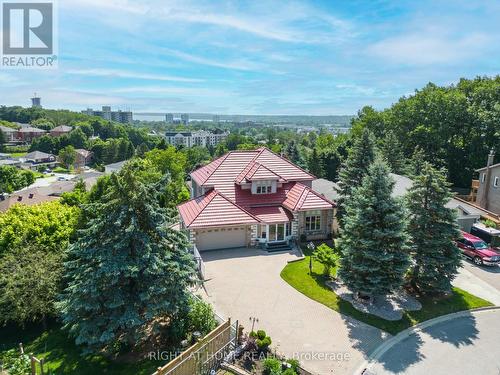 11 Thackeray Crescent, Barrie, ON - Outdoor With View