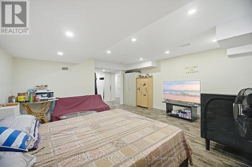 18 Seedland Crescent, Brampton, ON - Indoor