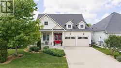 16 MACPHERSON AVENUE  Huron East (Seaforth), ON N0K 1W0