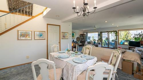 1-1261 Trans Canada Highway, Sorrento, BC - Indoor Photo Showing Dining Room