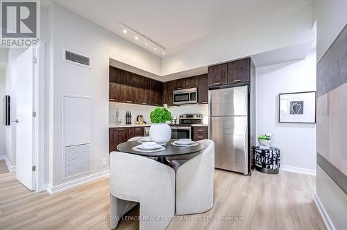 3310 - 2200 Lake Shore Boulevard W, Toronto, ON - Indoor