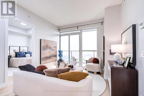 3310 - 2200 Lake Shore Boulevard W, Toronto, ON - Indoor