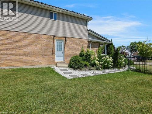 209 Briarmeadow Drive, Kitchener, ON - Outdoor