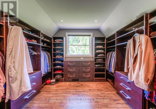 8466 Sideroad 30, Centre Wellington, ON - Indoor With Storage