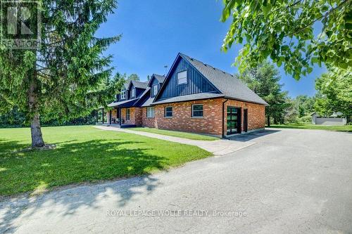 8466 Sideroad 30, Centre Wellington, ON - Outdoor