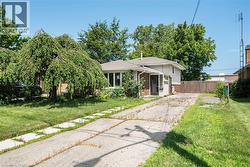 100 MOUNTAIN Avenue N  Hamilton, ON L8G 3P7