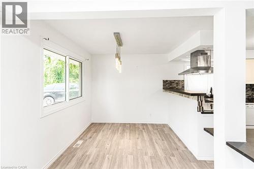 100 Mountain Avenue N, Hamilton, ON - Indoor Photo Showing Other Room
