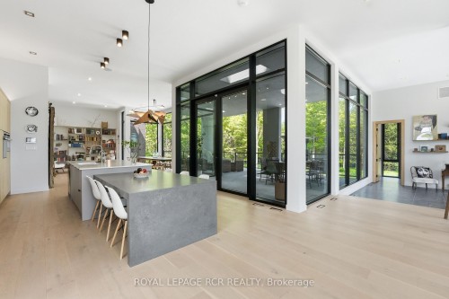 3404 Vivian Road, Whitchurch-Stouffville, ON - Indoor