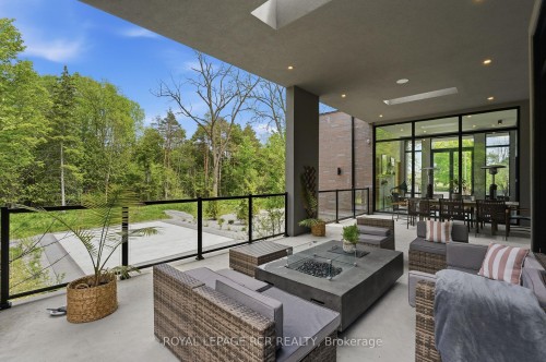 3404 Vivian Road, Whitchurch-Stouffville, ON - Outdoor With Exterior