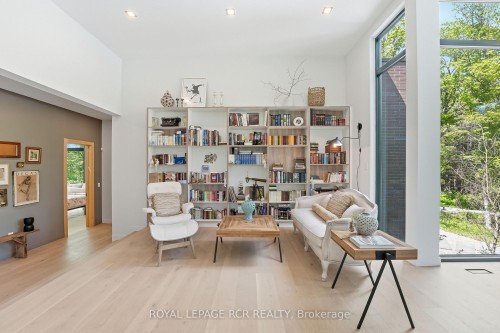 3404 Vivian Road, Whitchurch-Stouffville, ON - Indoor