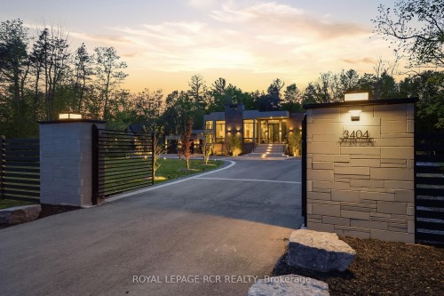 3404 Vivian Road, Whitchurch-Stouffville, ON - Outdoor