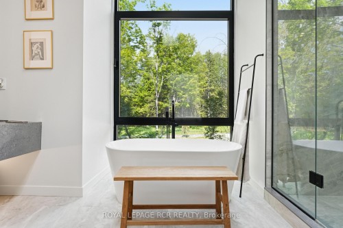 3404 Vivian Road, Whitchurch-Stouffville, ON - Indoor Photo Showing Other Room