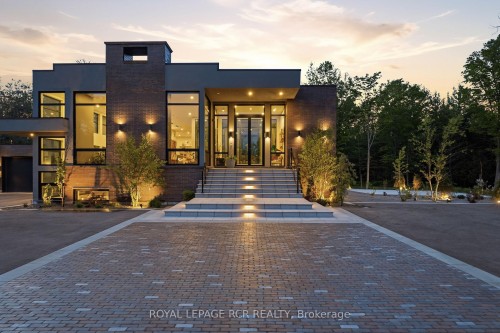 3404 Vivian Road, Whitchurch-Stouffville, ON - Outdoor