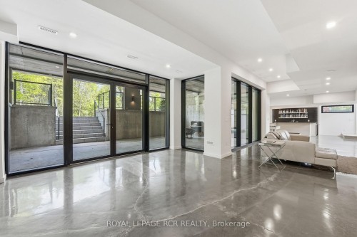 3404 Vivian Road, Whitchurch-Stouffville, ON - Indoor Photo Showing Other Room