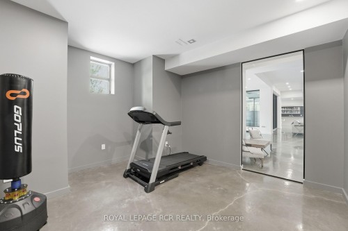 3404 Vivian Road, Whitchurch-Stouffville, ON - Indoor Photo Showing Gym Room