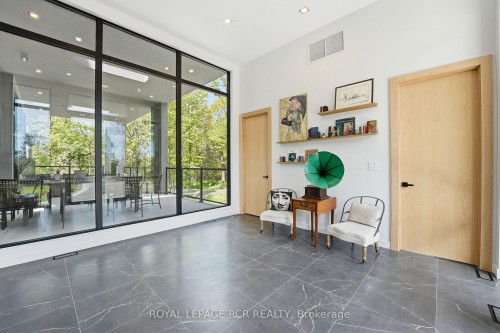 3404 Vivian Road, Whitchurch-Stouffville, ON - Indoor Photo Showing Other Room