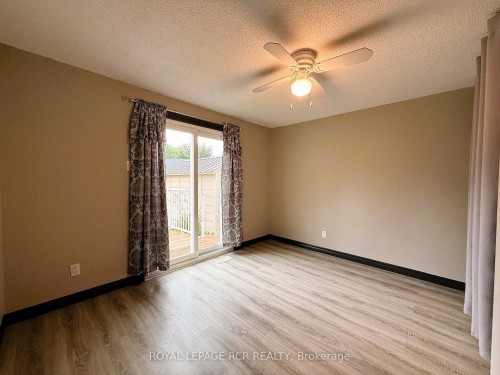 38 Royal Oak Drive, Innisfil, ON - Indoor Photo Showing Other Room