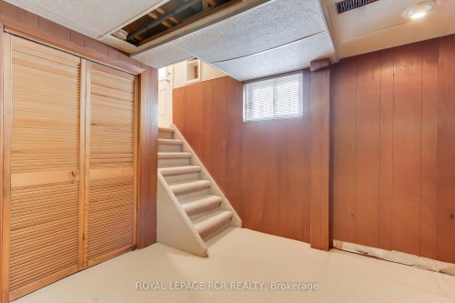 77 Alhart Drive, Toronto, ON - Indoor