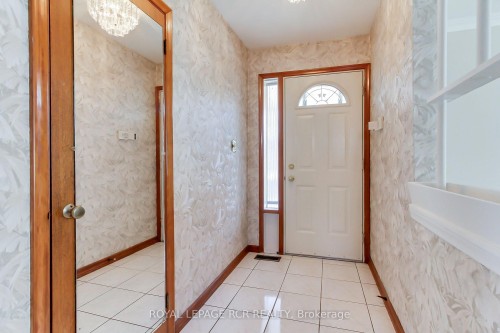 77 Alhart Drive, Toronto, ON - Indoor