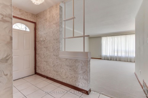 77 Alhart Drive, Toronto, ON - Indoor